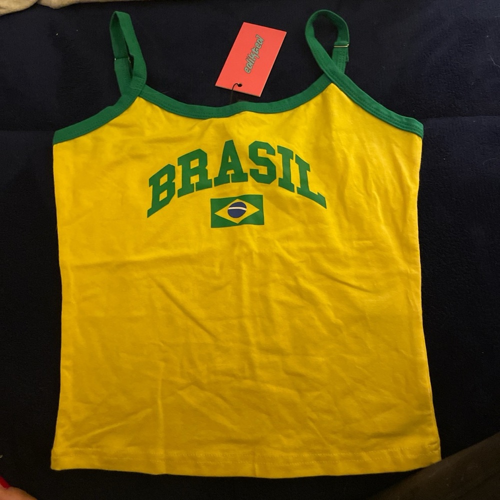 NWT edikted brazil crop